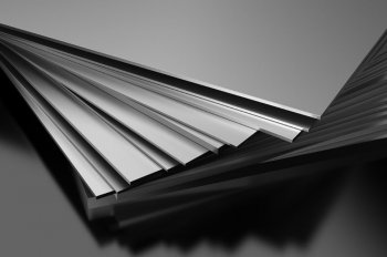 Титановый лист ВТ5-1 2,5*130*300/390 0,4/0,6кг